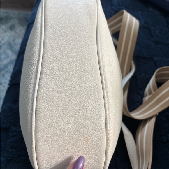 Kate Spade New York Cream Pebbled Leather Shoulder Bag with Matching Coin Pouch - Picture 5 of 9